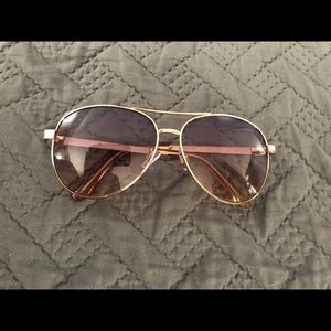 Rose gold aviator sunglasses